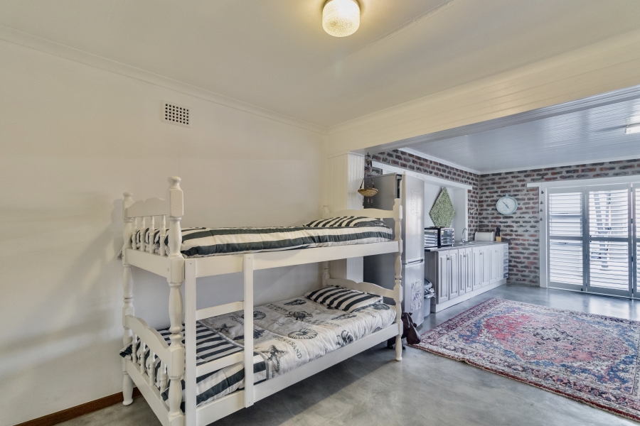 6 Bedroom Property for Sale in Yzerfontein Western Cape